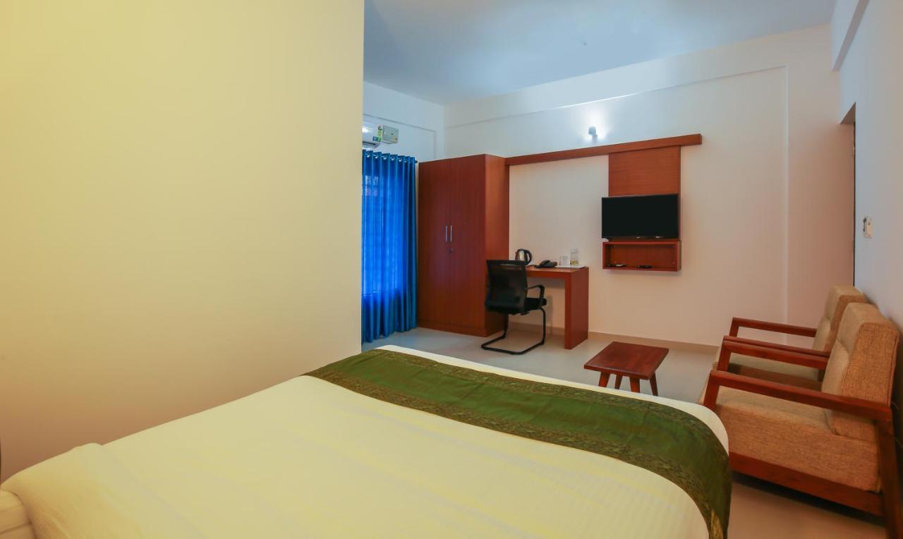 Phoenix Holidays Коччи Экстерьер фото